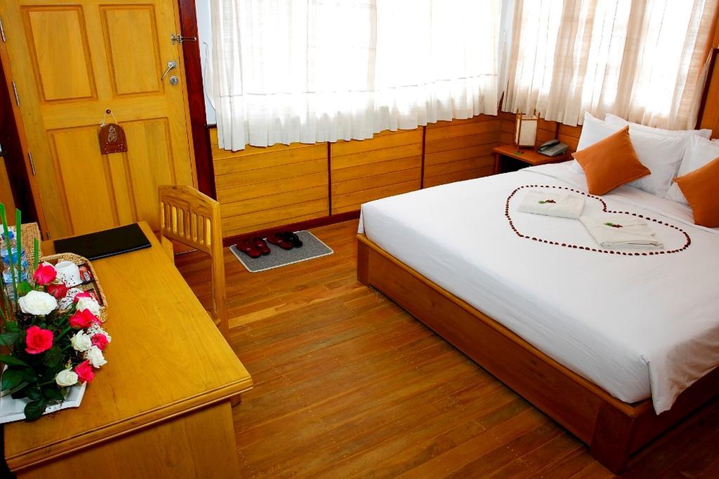 Inle Lotus Hotel Nyaung Shwe Zewnętrze zdjęcie